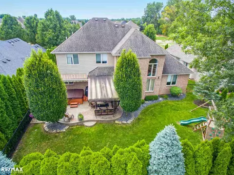 19397 Concetta, Macomb, MI 48044 photo 3
