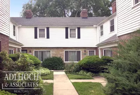 341 Rivard, Grosse Pointe, MI 48230 photo 3