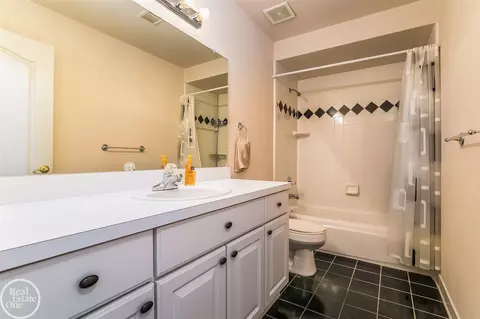 48802 Boardwalk, Macomb, MI 48044 photo 26