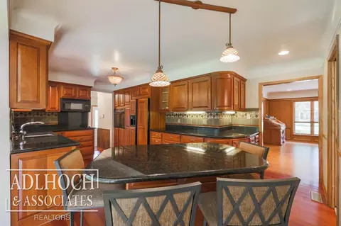 35 Clairview, Grosse Pointe Shores, MI 48236 photo 5