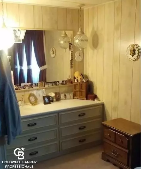 315 E Aldrich, Capac, MI 48014 photo 6
