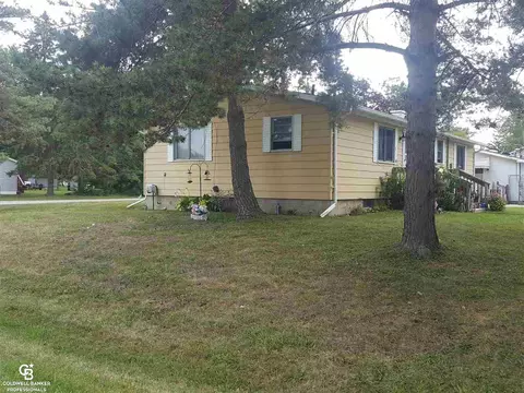 315 E Aldrich, Capac, MI 48014 photo 12