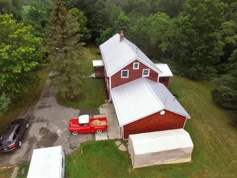 8596 Bartel, Columbus, MI 48063 photo 7