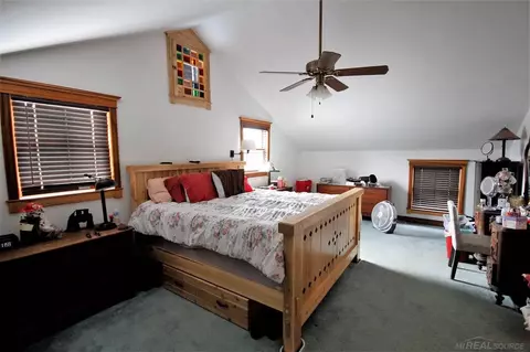 8596 Bartel, Columbus, MI 48063 photo 25