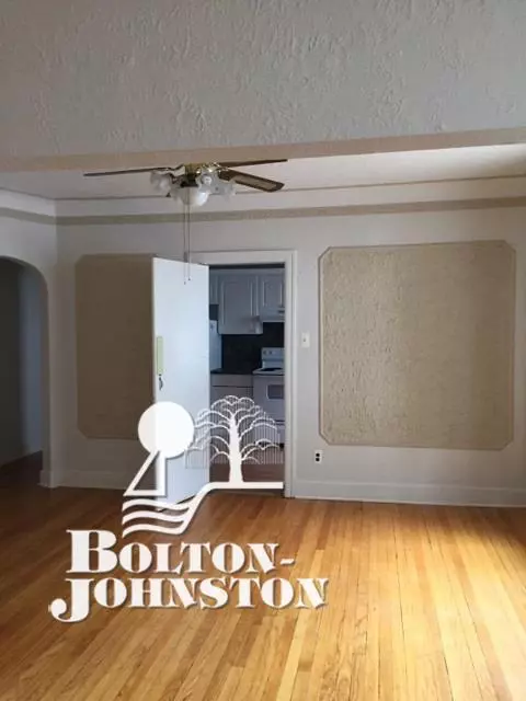 330 Rivard, Grosse Pointe, MI 48230 photo 8