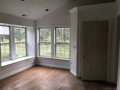 4758 Cuttle, Saint Clair, MI 48079 photo 9