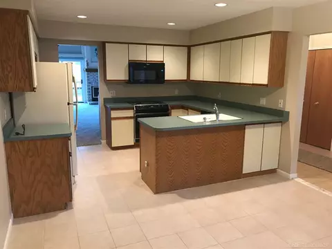 16830 Pebble, Macomb, MI 48042 photo 5