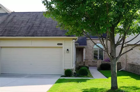 16830 Pebble, Macomb, MI 48042 photo 2