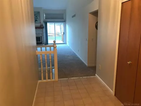 16830 Pebble, Macomb, MI 48042 photo 6