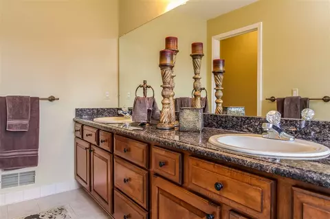 21386 Brooklyn, Macomb, MI 48044 photo 33