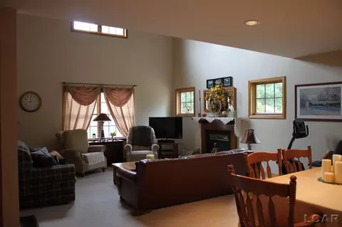 401 Burt, Tecumseh, MI 49286 photo 6