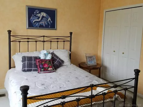 47879 Daisy, Macomb, MI 48044 photo 18