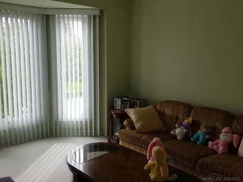 47879 Daisy, Macomb, MI 48044 photo 15