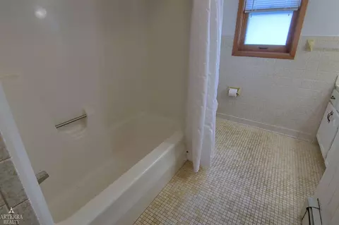 4900 Calvert, Troy, MI 48085 photo 19