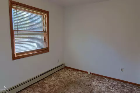 4900 Calvert, Troy, MI 48085 photo 8
