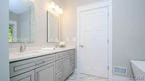 9280 Moon, Saline, MI 48176 photo 38