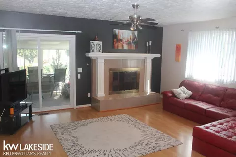 18275 Elm, Macomb, MI 48044 photo 23