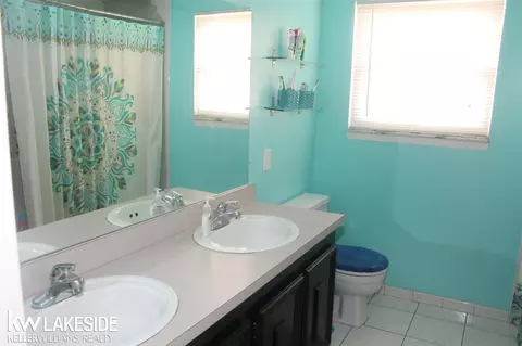 18275 Elm, Macomb, MI 48044 photo 40