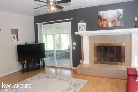 18275 Elm, Macomb, MI 48044 photo 22