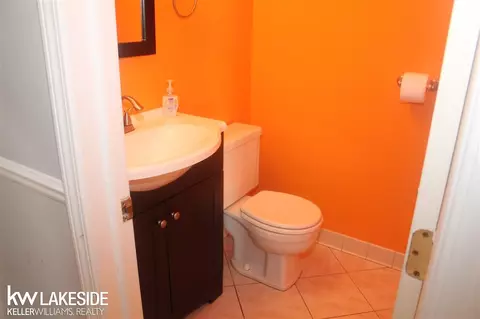 18275 Elm, Macomb, MI 48044 photo 39