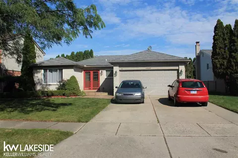 18275 Elm, Macomb, MI 48044 photo 1