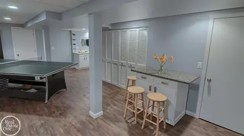 595 Thorn Tree, Grosse Pointe Woods, MI 48236 photo 33