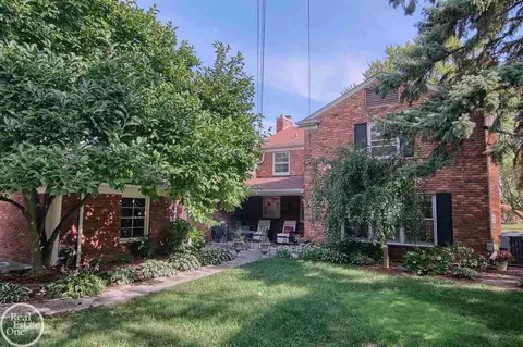595 Thorn Tree, Grosse Pointe Woods, MI 48236 photo 37