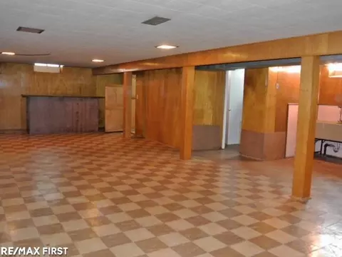 24615 Teppert, Eastpointe, MI 48021 photo 13