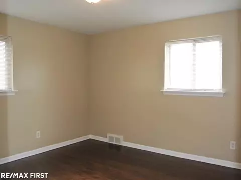 24615 Teppert, Eastpointe, MI 48021 photo 11