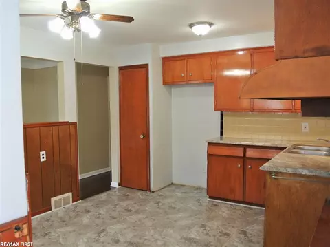 24615 Teppert, Eastpointe, MI 48021 photo 20