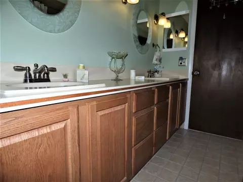 32362 Hampton Ct, Fraser, MI 48026 photo 27