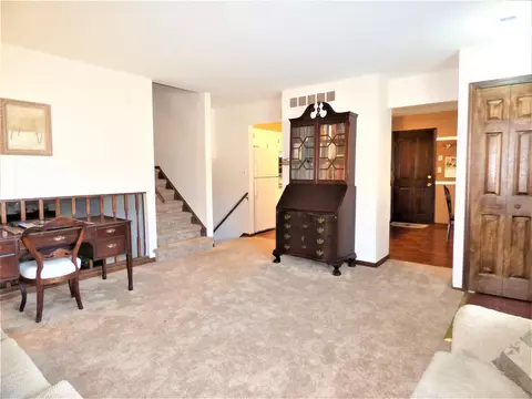 32362 Hampton Ct, Fraser, MI 48026 photo 8