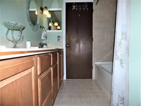 32362 Hampton Ct, Fraser, MI 48026 photo 28