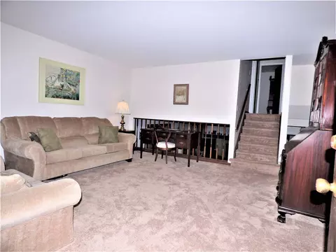 32362 Hampton Ct, Fraser, MI 48026 photo 7