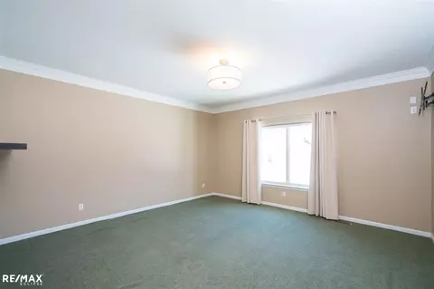 46262 Sawyer Ln, Macomb, MI 48044 photo 5