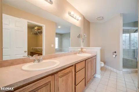 46262 Sawyer Ln, Macomb, MI 48044 photo 6