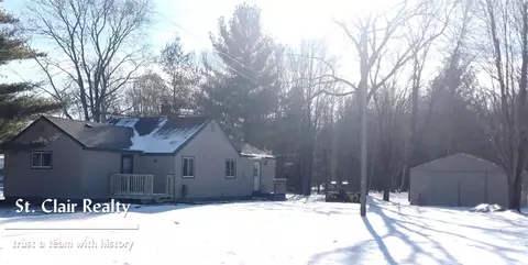 7749 Puttygut, East China, MI 48054 photo 1