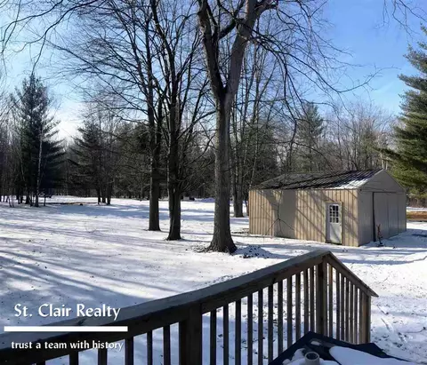 7749 Puttygut, East China, MI 48054 photo 11