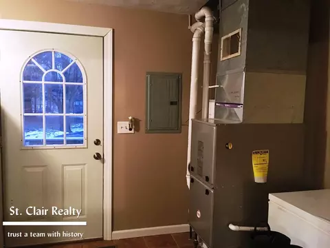7749 Puttygut, East China, MI 48054 photo 10