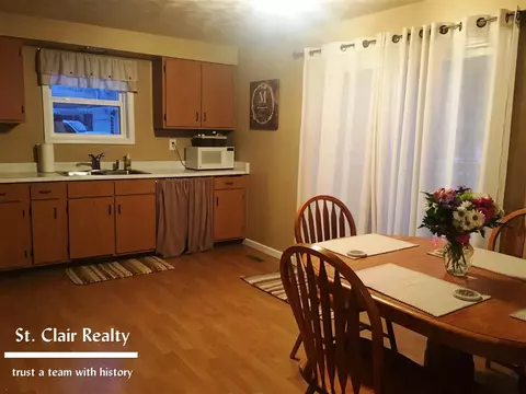 7749 Puttygut, East China, MI 48054 photo 4