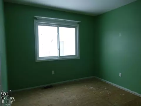 39443 Chart, Harrison Township, MI 48045 photo 11