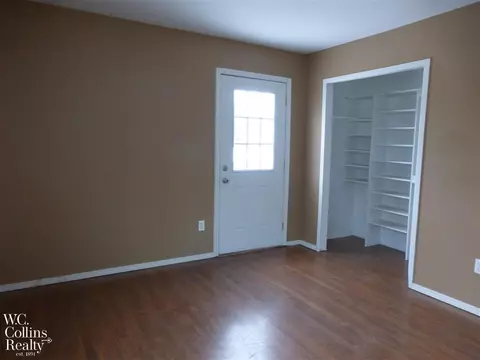 39443 Chart, Harrison Township, MI 48045 photo 16