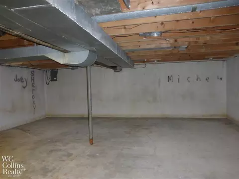 39443 Chart, Harrison Township, MI 48045 photo 18