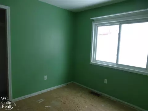 39443 Chart, Harrison Township, MI 48045 photo 12