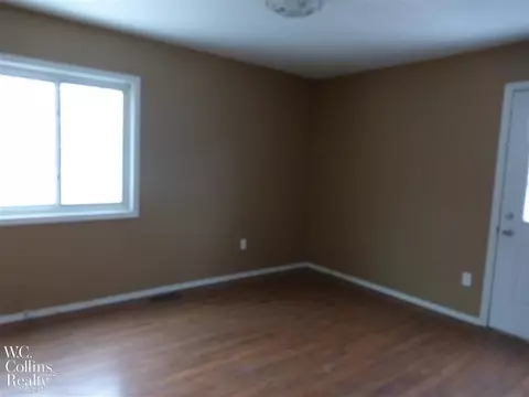 39443 Chart, Harrison Township, MI 48045 photo 15