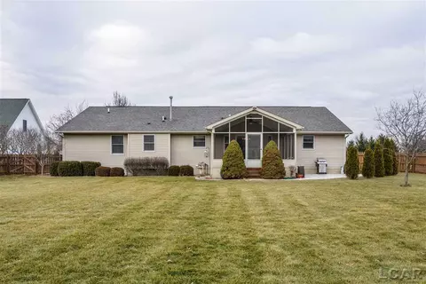 3102 Cobblestone, Tecumseh, MI 49286 photo 4