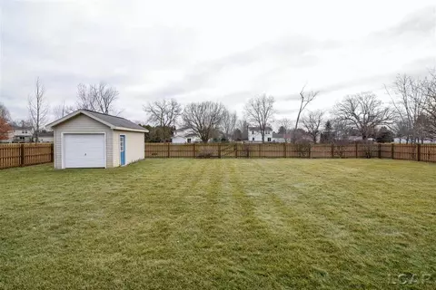 3102 Cobblestone, Tecumseh, MI 49286 photo 11