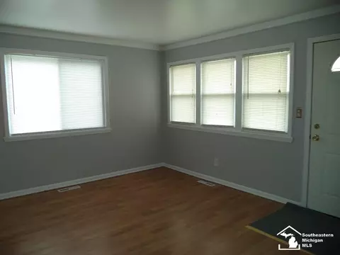 6069 Beech Daly, Taylor, MI 48180 photo 3