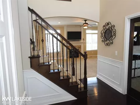 22494 Brantingham, Macomb, MI 48044 photo 5