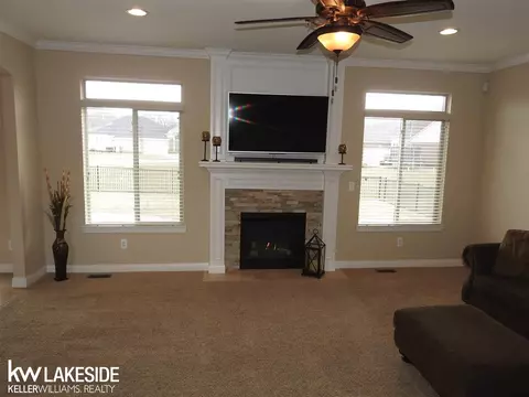 22494 Brantingham, Macomb, MI 48044 photo 10